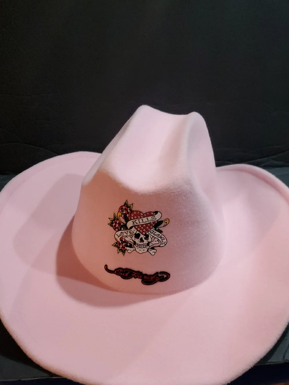 Ed Hardy‎ pink love kills slowly inscripted crystal studded western cowboy hat